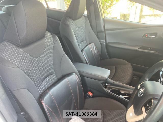 Toyota PRIUS 2015-12 7216493-13