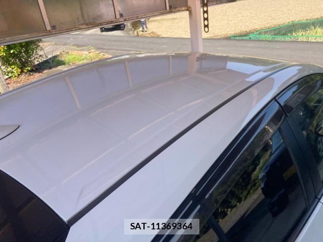 Toyota PRIUS 2015-12 7216493-5