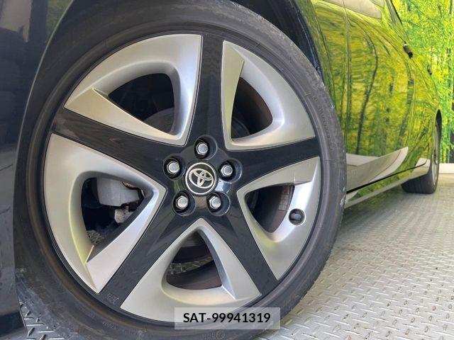 Toyota PRIUS 2019-07 7223770-12