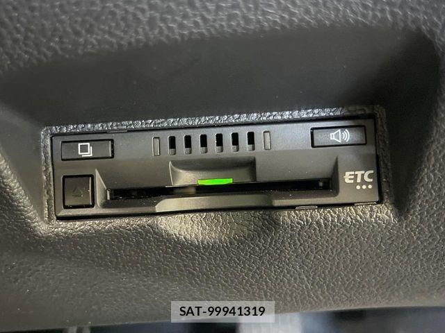 Toyota PRIUS 2019-07 7223770-6