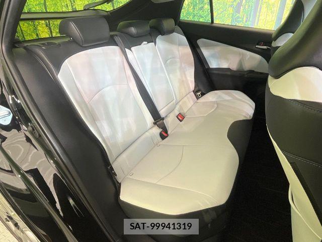 Toyota PRIUS 2019-07 7223770-8