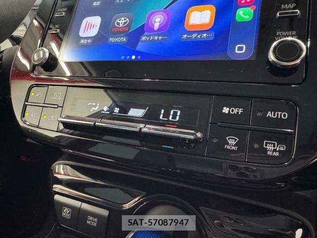 Toyota PRIUS 2021-10 7218832-19
