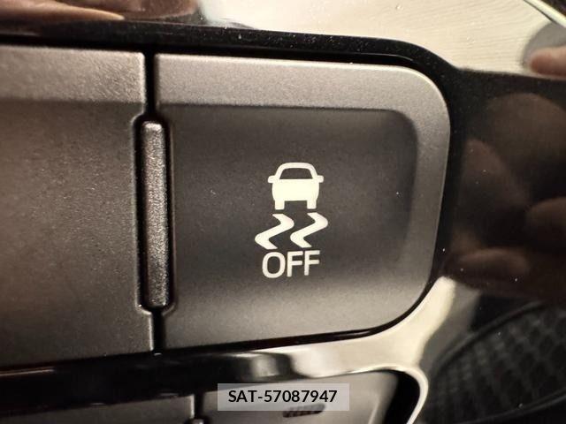 Toyota PRIUS 2021-10 7218832-21
