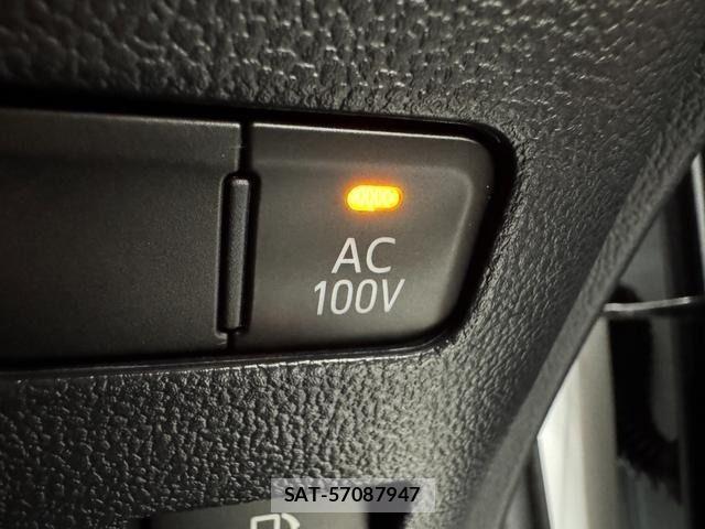 Toyota PRIUS 2021-10 7218832-23