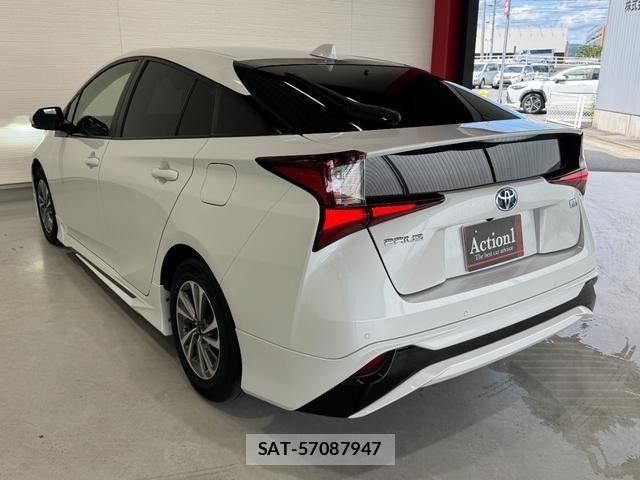 Toyota PRIUS 2021-10 7218832-3