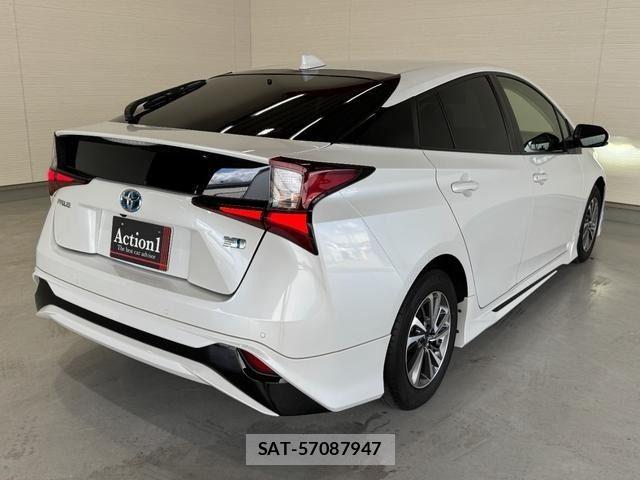Toyota PRIUS 2021-10 7218832-5