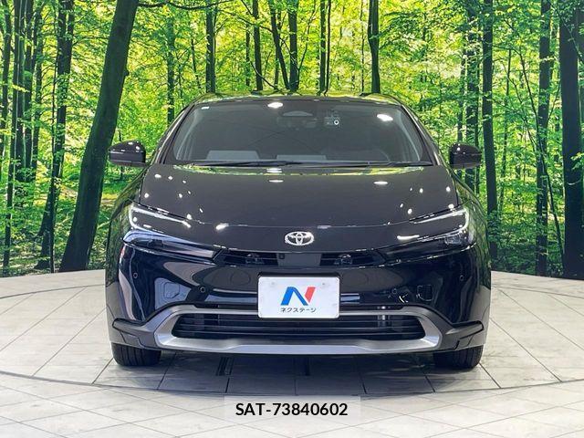Toyota PRIUS 2023-10 7223823-13