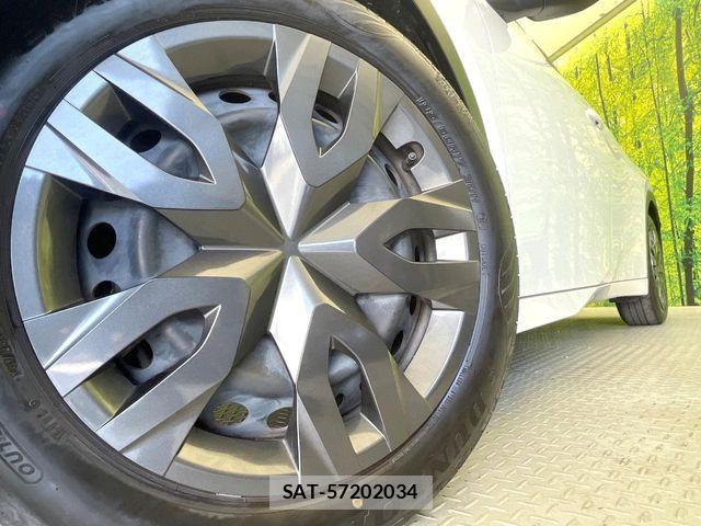 Toyota PRIUS 2023-10 7223827-12