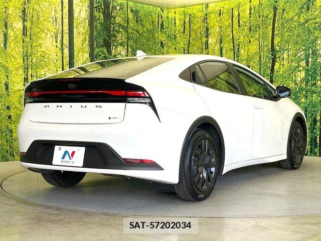 Toyota PRIUS 2023-10 7223827-16
