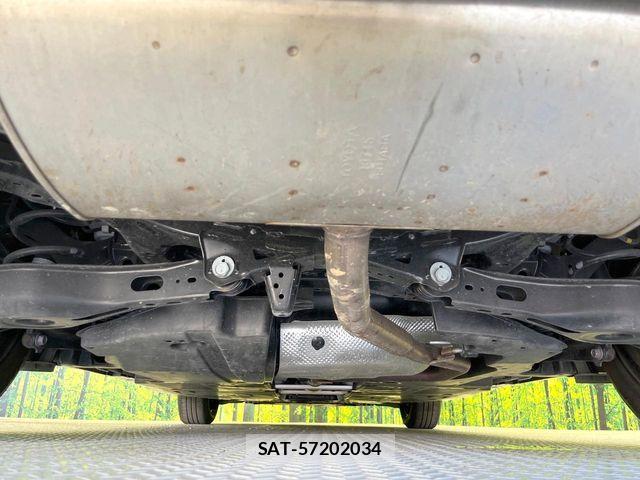 Toyota PRIUS 2023-10 7223827-18