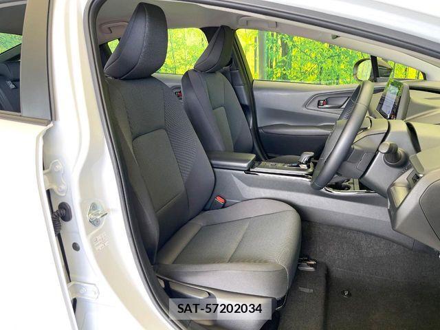 Toyota PRIUS 2023-10 7223827-7