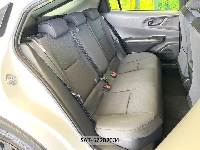 Toyota PRIUS 2023-10 7223827-8