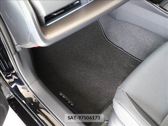 Toyota PRIUS 2024-01 7223832-14