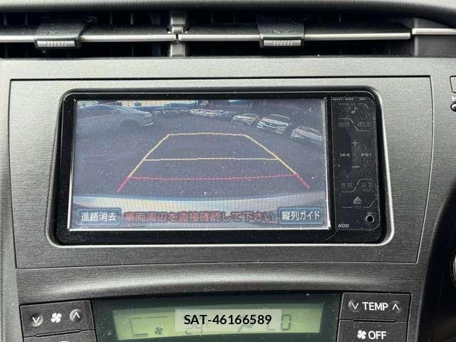 Toyota PRIUS 2011-03 7223634-23