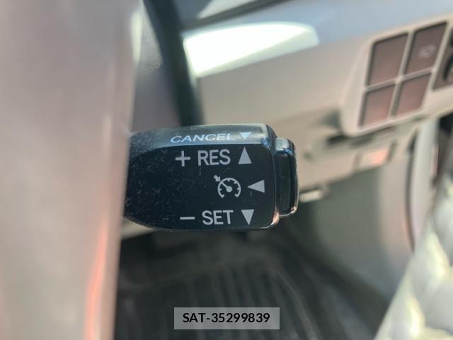 Toyota PRIUS 2010-02 7223626-11