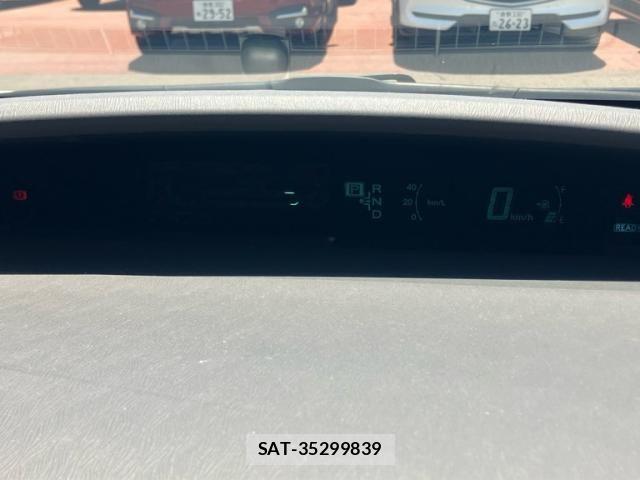 Toyota PRIUS 2010-02 7223626-15