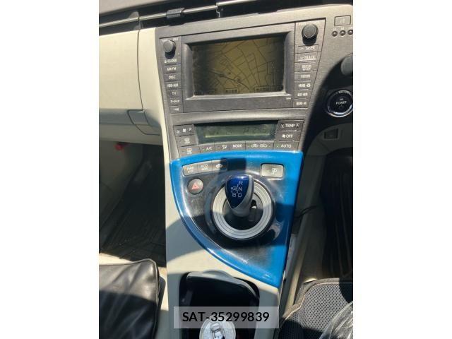 Toyota PRIUS 2010-02 7223626-16