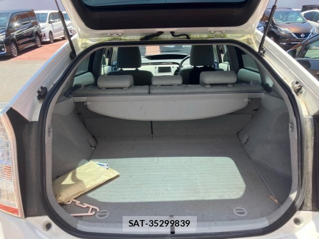 Toyota PRIUS 2010-02 7223626-24