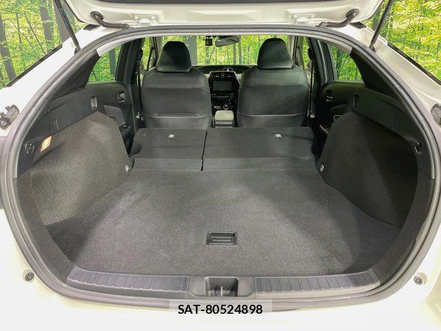 Toyota PRIUS 2019-04 7223763-9