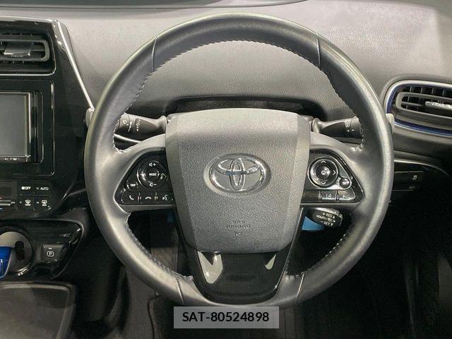 Toyota PRIUS 2019-04 7223763-10