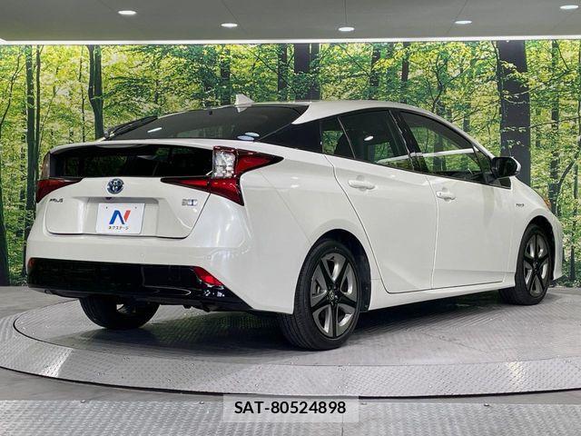 Toyota PRIUS 2019-04 7223763-16