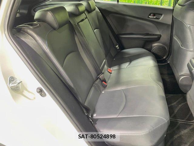 Toyota PRIUS 2019-04 7223763-8