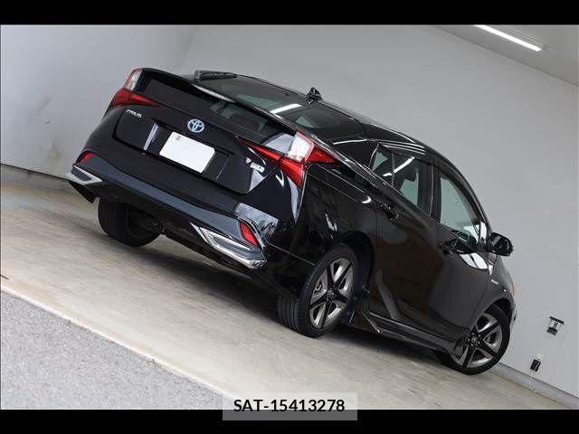 Toyota PRIUS 2019-11 7223776-10