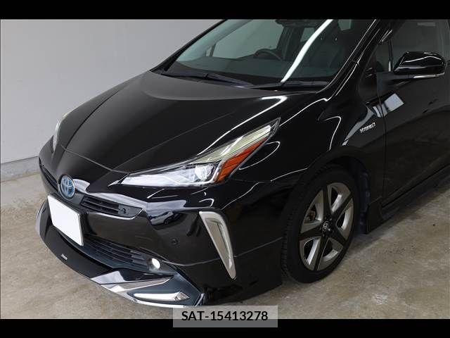 Toyota PRIUS 2019-11 7223776-11