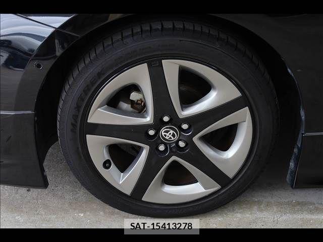 Toyota PRIUS 2019-11 7223776-12