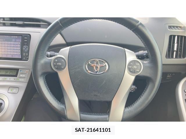 Toyota PRIUS 2012-02 7223642-20