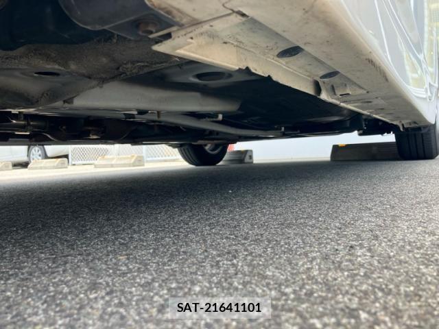 Toyota PRIUS 2012-02 7223642-5