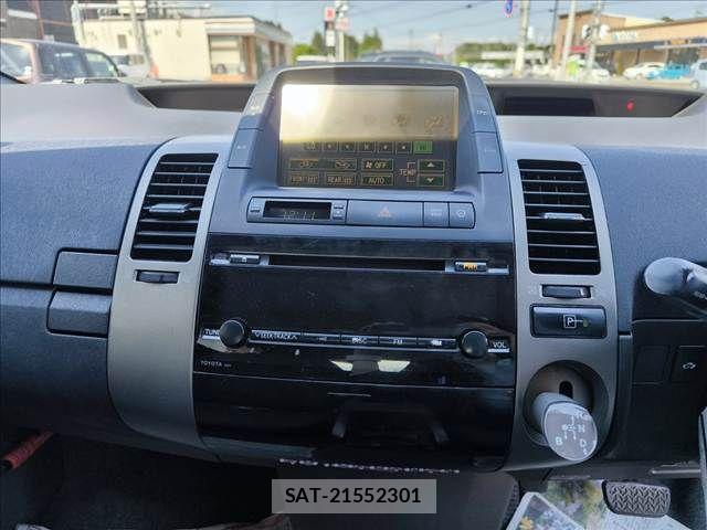 Toyota PRIUS 2009-07 7223607-16