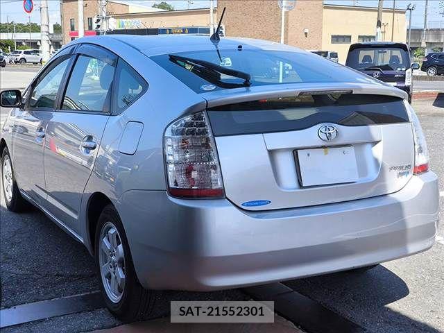 Toyota PRIUS 2009-07 7223607-5