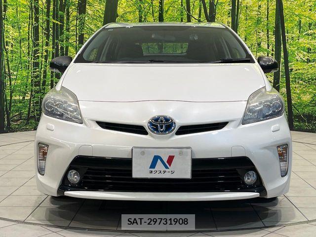 Toyota PRIUS 2013-10 7223668-13
