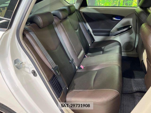Toyota PRIUS 2013-10 7223668-8