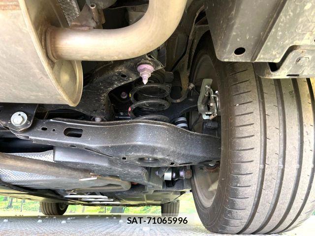 Toyota PRIUS 2019-03 7223754-19