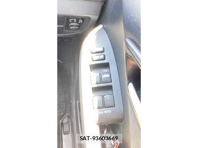 Toyota PRIUS 2013-09 7223666-14