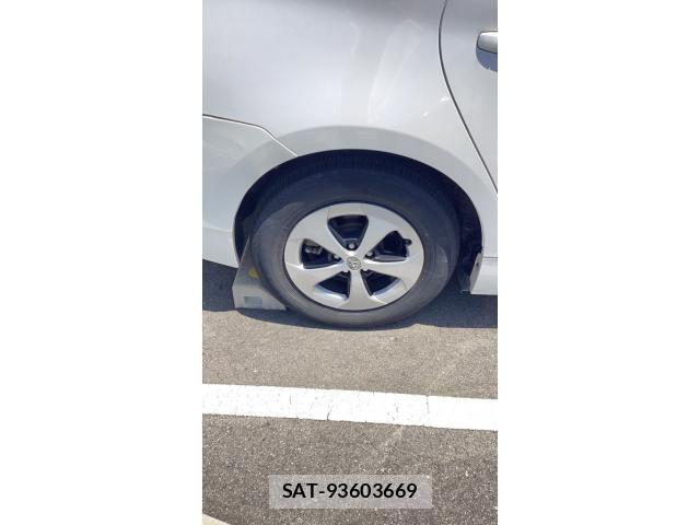Toyota PRIUS 2013-09 7223666-3