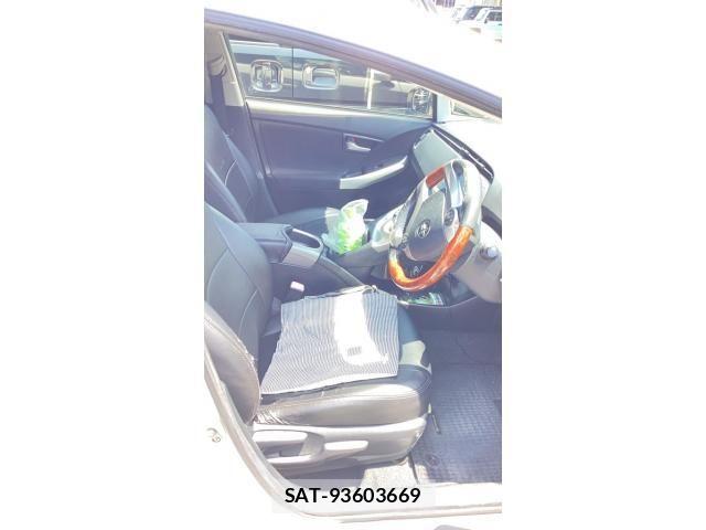 Toyota PRIUS 2013-09 7223666-6