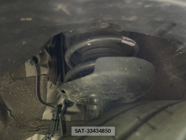 Toyota PRIUS 2023-11 7223828-19