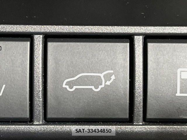 Toyota PRIUS 2023-11 7223828-6