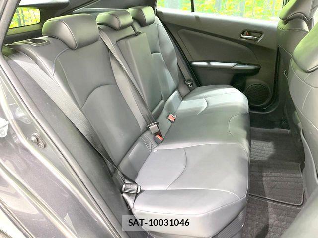 Toyota PRIUS 2021-10 7223791-9