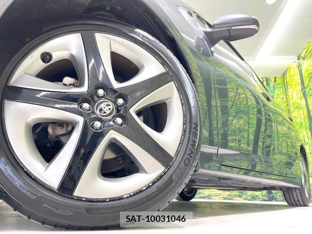 Toyota PRIUS 2021-10 7223791-12