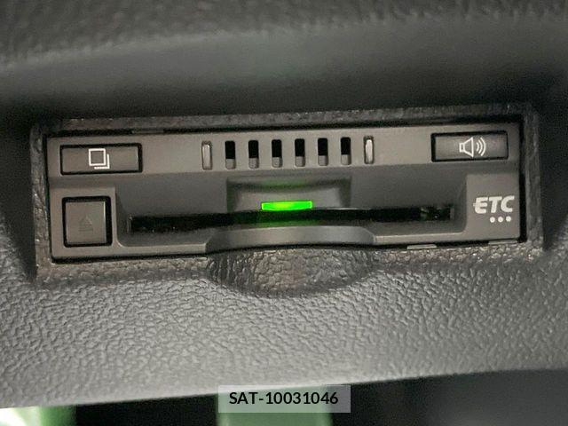 Toyota PRIUS 2021-10 7223791-5