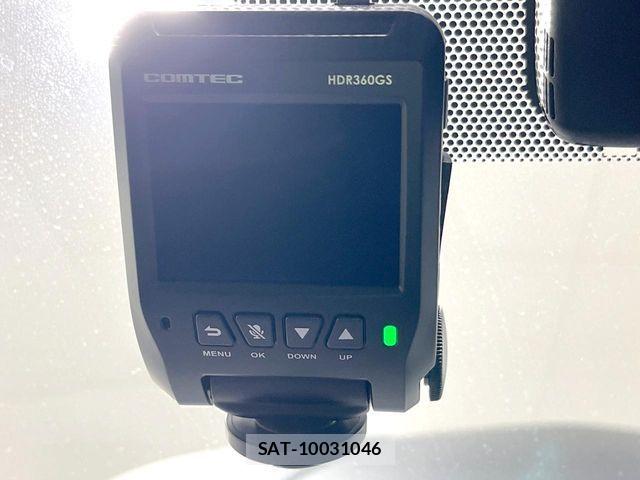 Toyota PRIUS 2021-10 7223791-6