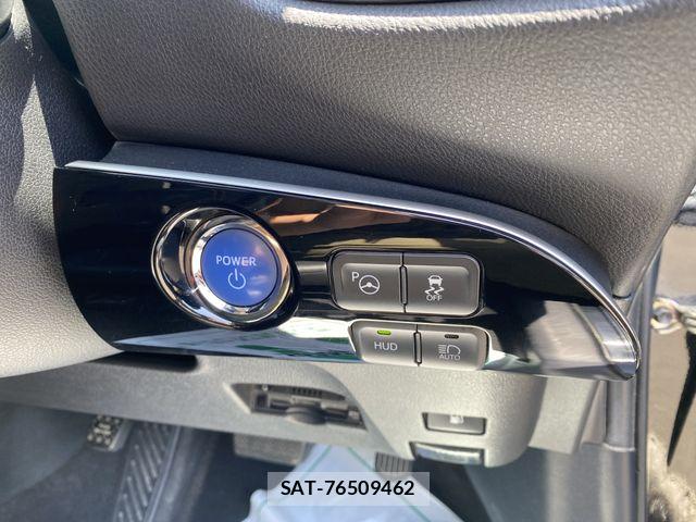 Toyota PRIUS 2017-11 7223740-17