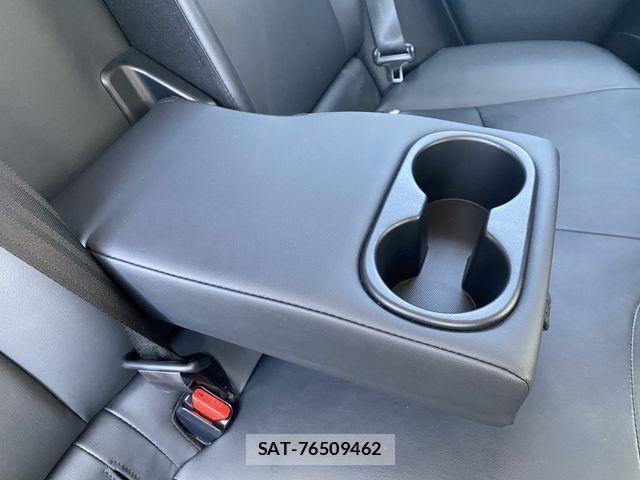 Toyota PRIUS 2017-11 7223740-23