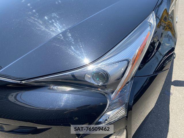 Toyota PRIUS 2017-11 7223740-24