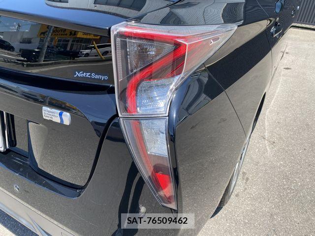 Toyota PRIUS 2017-11 7223740-25