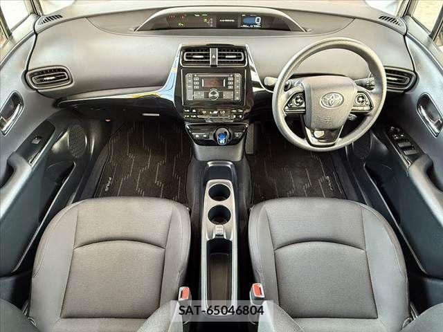 Toyota PRIUS 2021-03 7223786-1